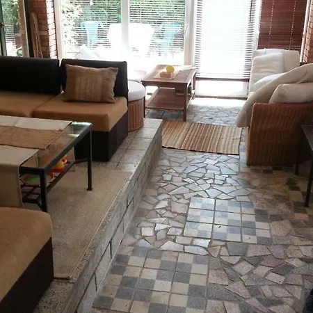 10 Fos Nyaralo Resz Holiday home *